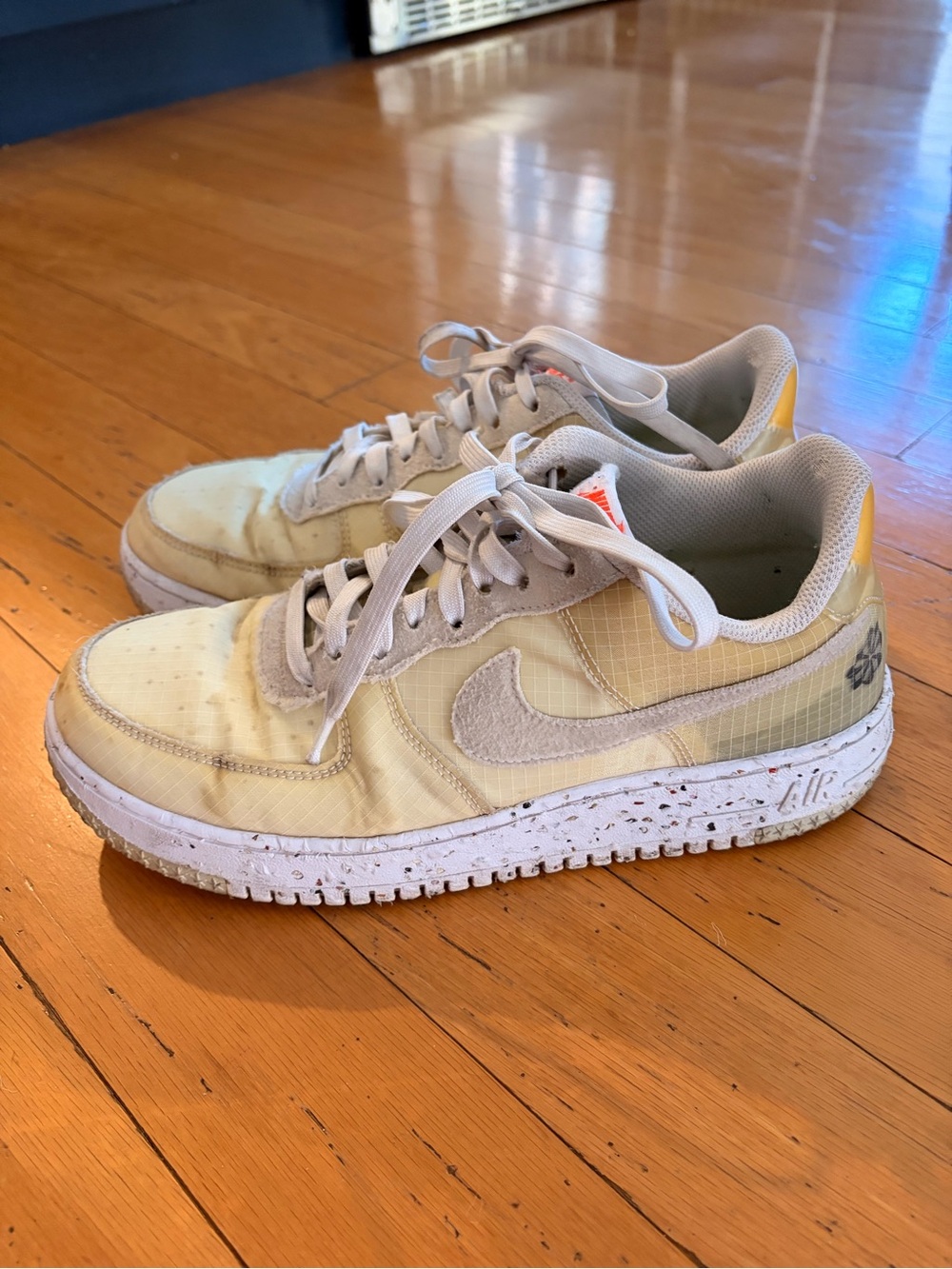 Nike Youth Yellow and White Low-Top Sneakers